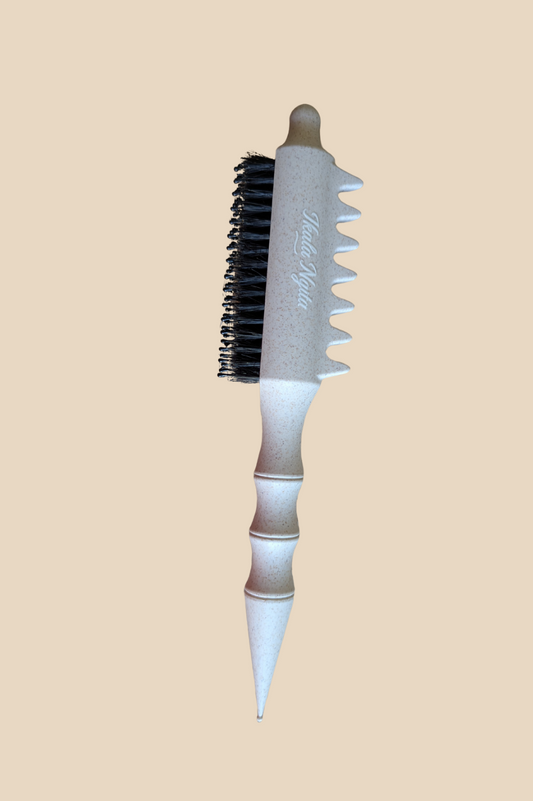 Brosse bouclante précision Ikala Ngita pour définir les boucles et coiffer les cheveux texturés